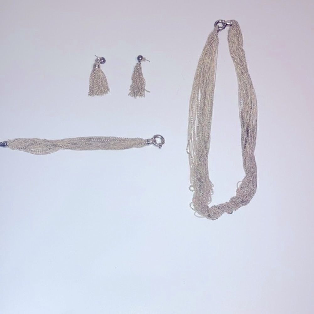 Vintage Italian 925ย sterling silver marked necklace, braceletโ&โearringsโset.